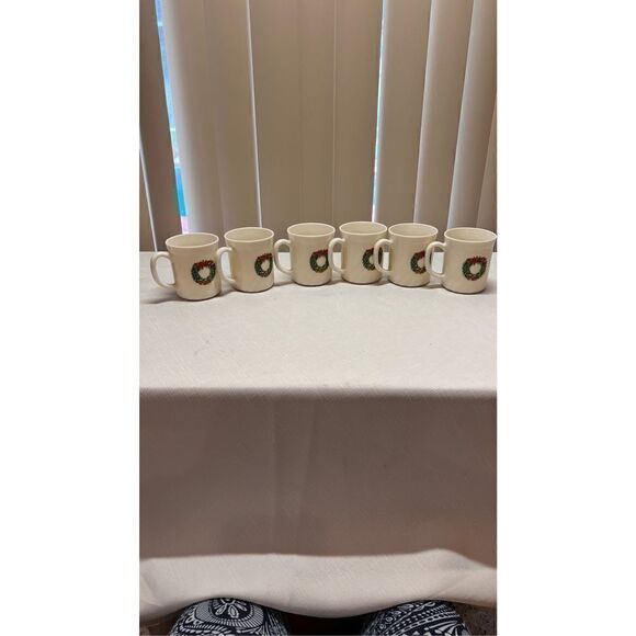 SALEM PORCELAIN HOLLY FRANCE MILK GLASS MUGS WREATH CHRISTMAS TREE SET OF 6 - Picture 3 of 7